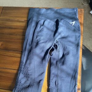 Black flawless knit gym shark leggings